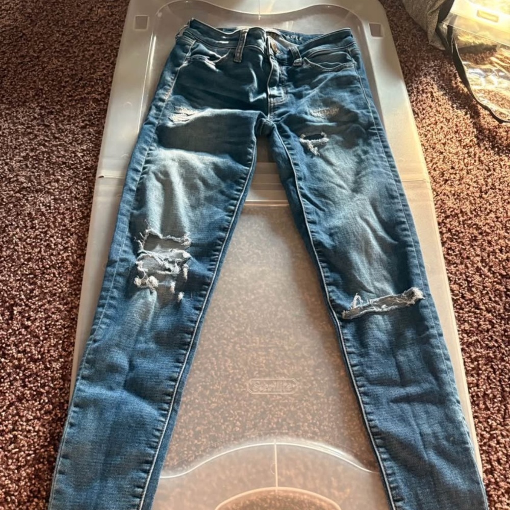 AE low rise skinny jeans